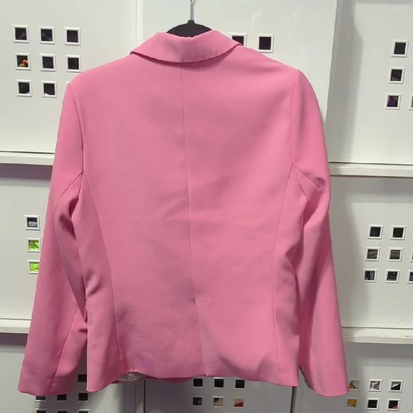 Classic Pink Blazer for Women - Picture 5 of 5